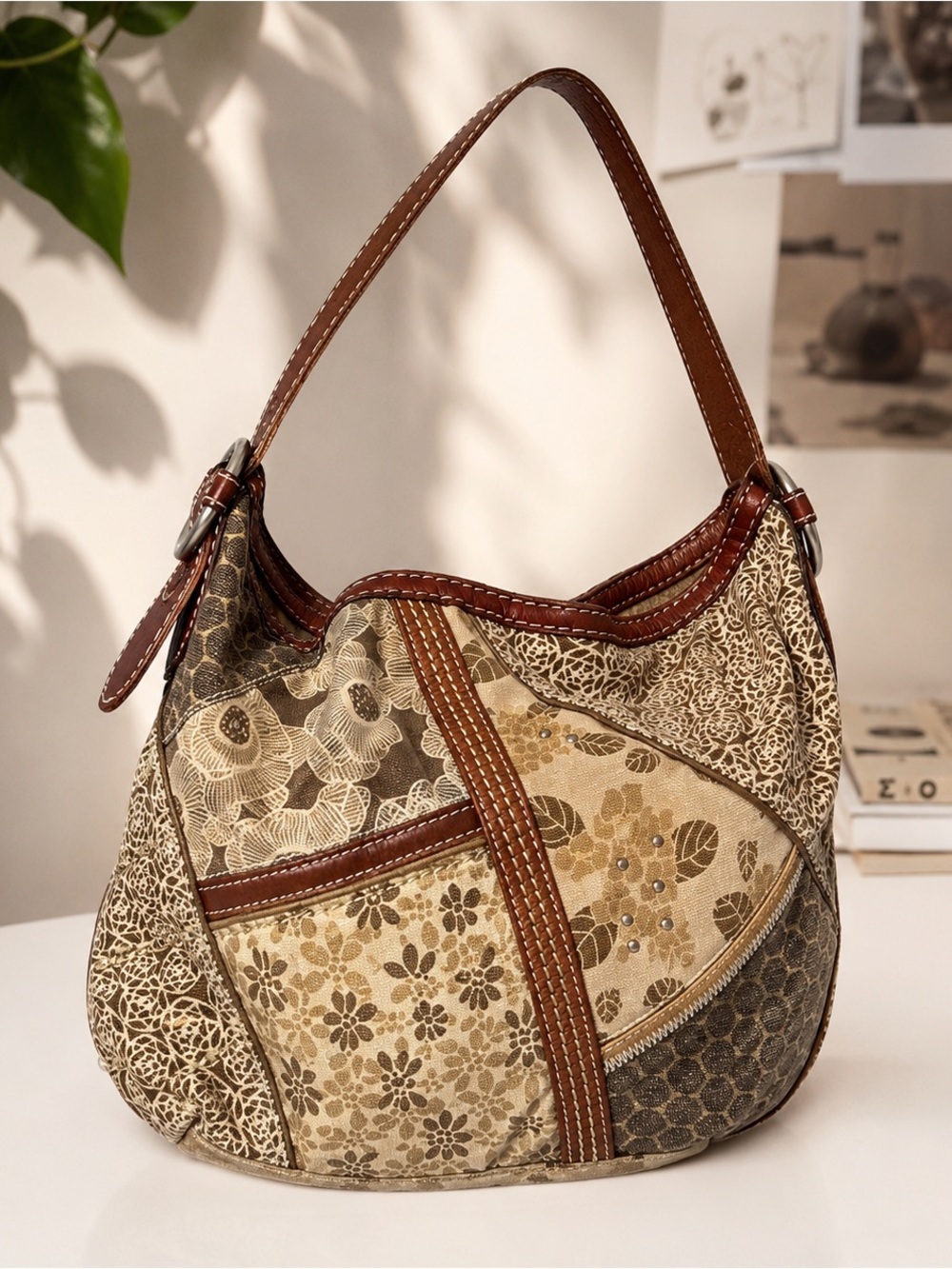 Fossil Patchwork Hobo Shoulder Bag Boho Floral Canvas Leather Trim Y2K Purse